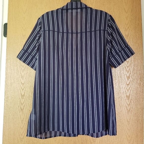 Michael Kors Pajama Style Button Up Front Shirt Medium Casual Chic - Picture 5 of 7